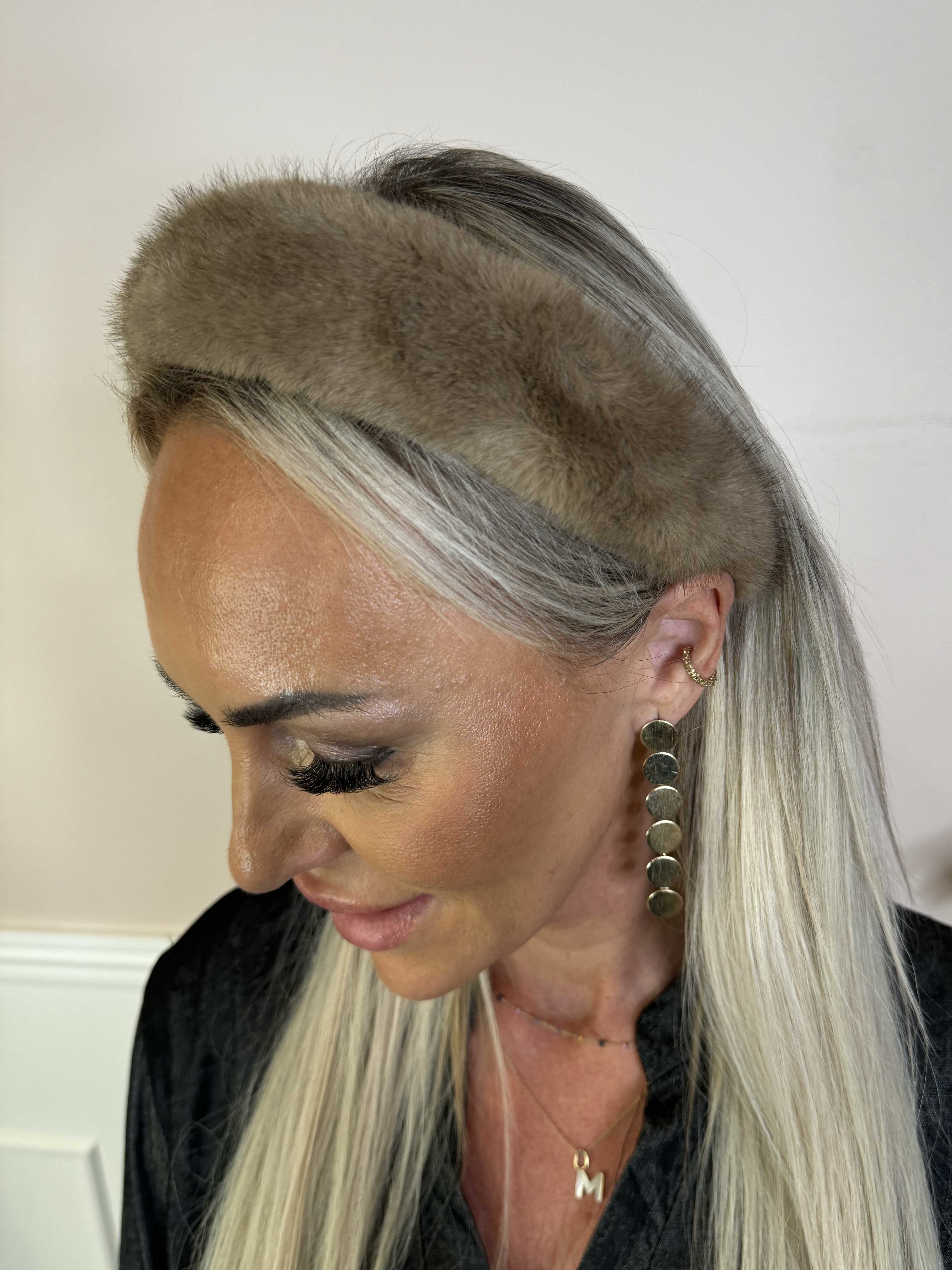 Bloom - Hårband med fuskpäls